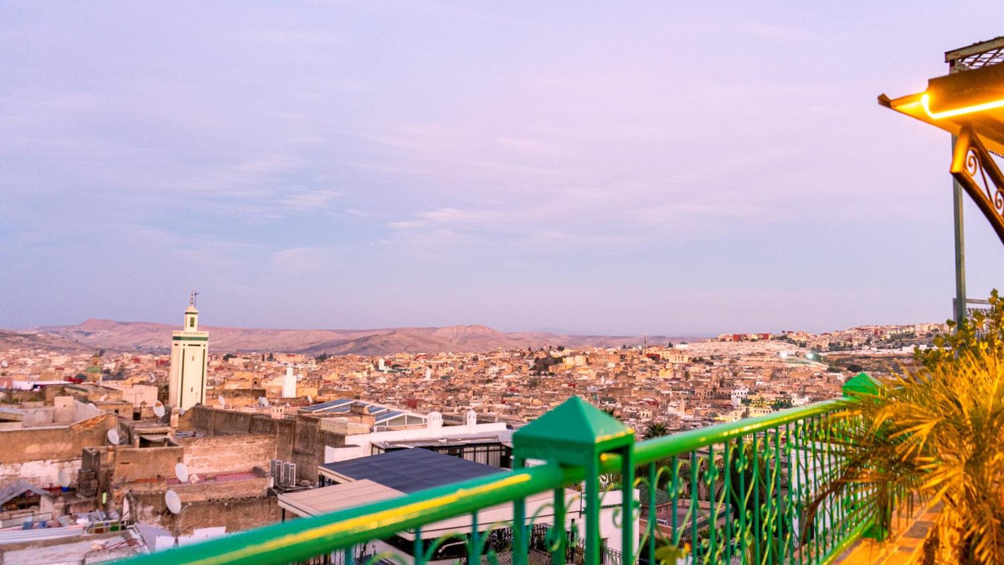 Riad Dar El Ouedghiri Fez Kültér fotó