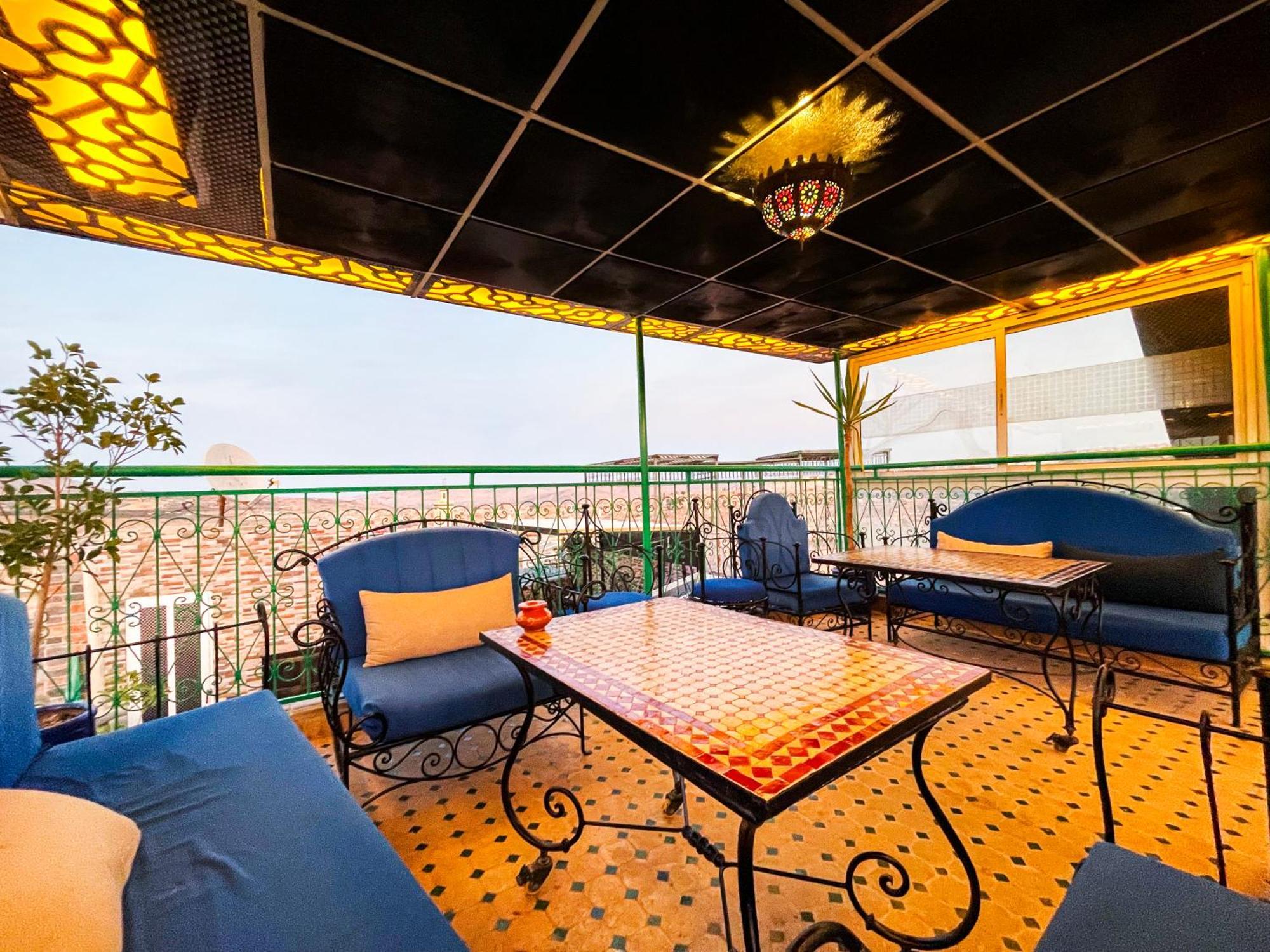Riad Dar El Ouedghiri Fez Kültér fotó