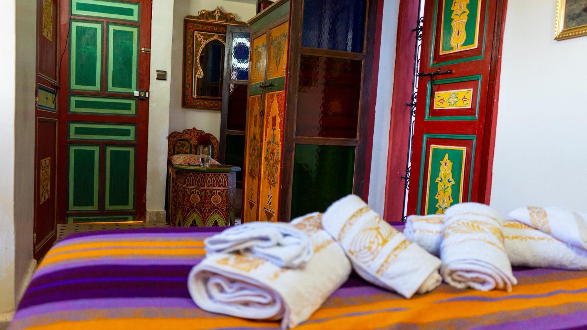 Riad Dar El Ouedghiri Fez Kültér fotó