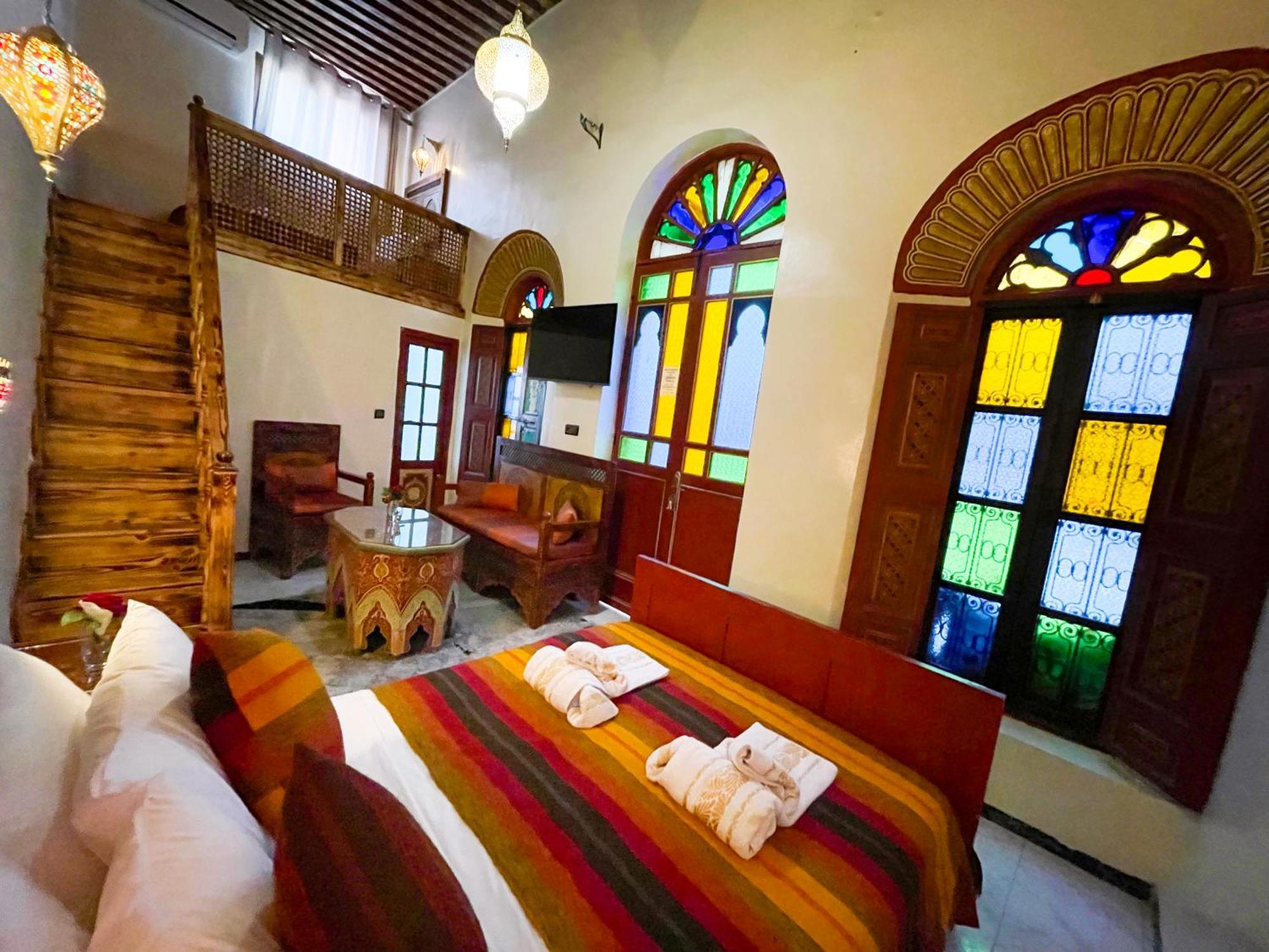 Riad Dar El Ouedghiri Fez Kültér fotó