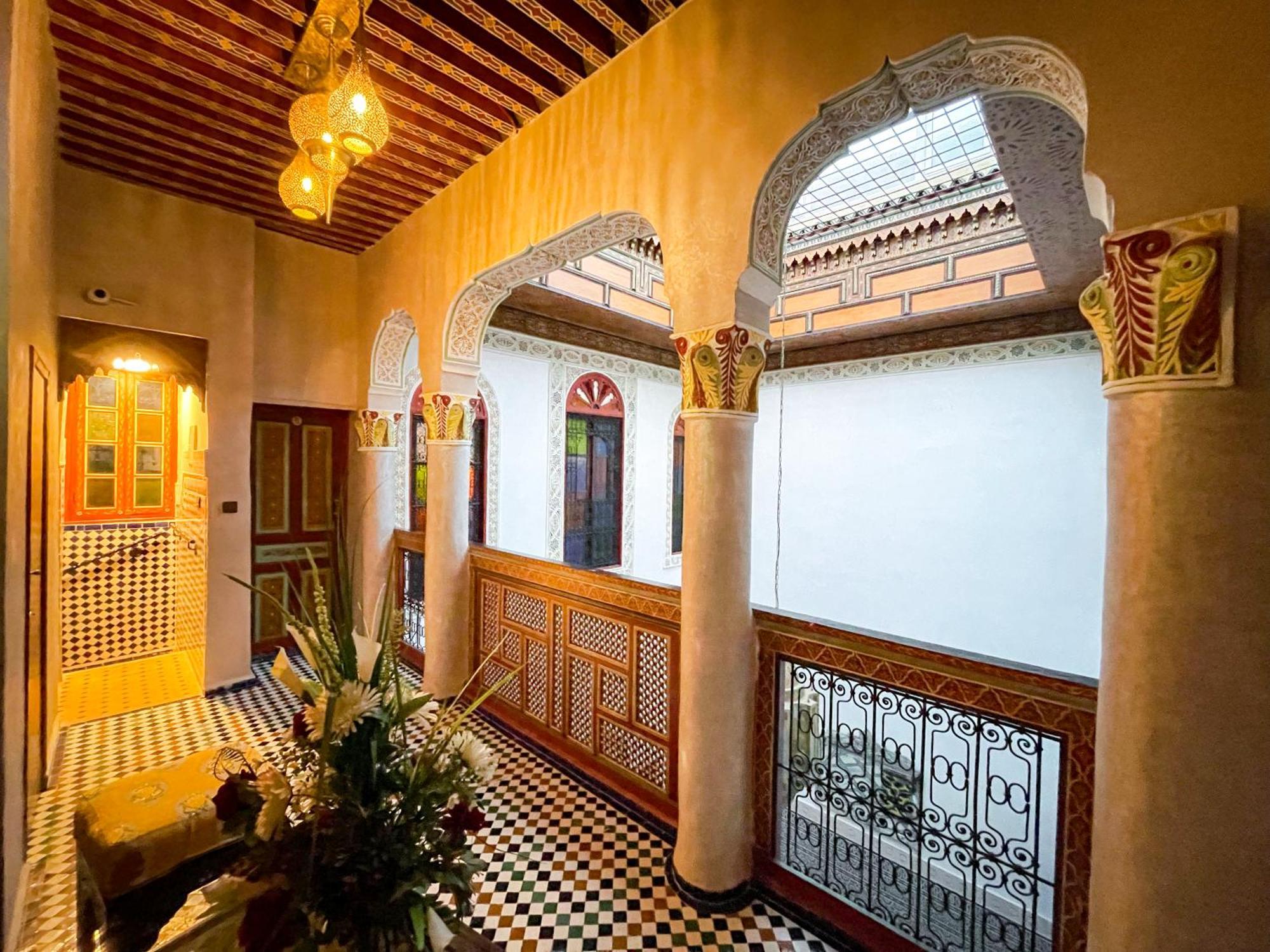 Riad Dar El Ouedghiri Fez Kültér fotó